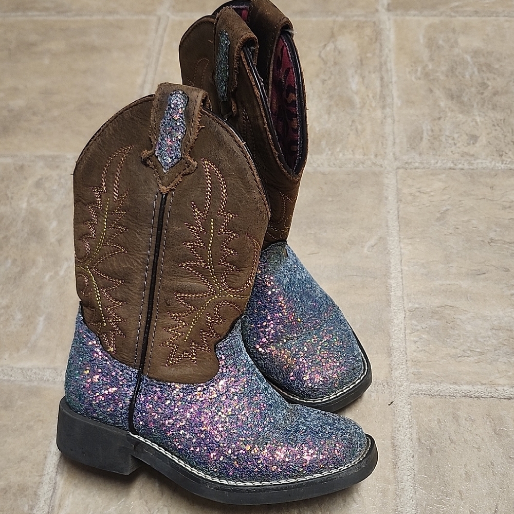 Shyanne Brown and Glitter Kids Boots
